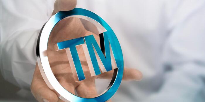 Üzlet - Jelentősen megemelt védjegydíjak: mit jelentenek a jelenlegi szabályok a gyakorlatban?