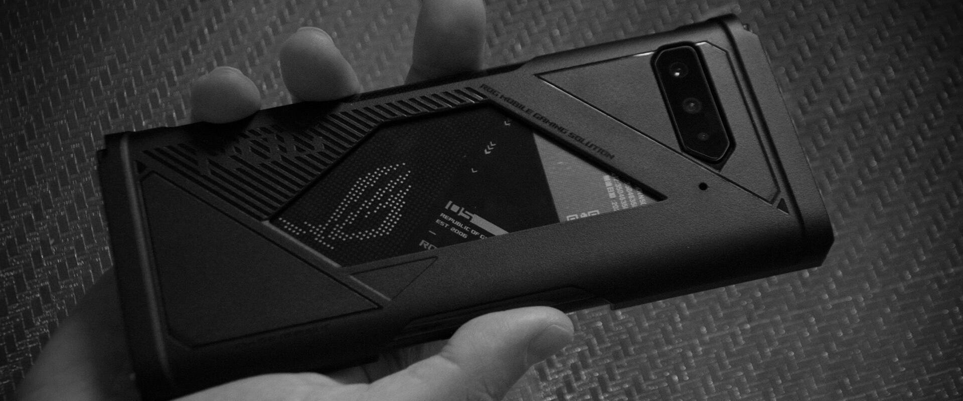 Egy korszak véget ért: az ASUS kiszáll a mobilos piacról