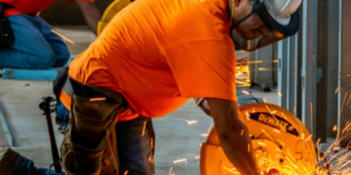 Üzlet - Az egységes munkaruházat hatása a profi megjelenésre