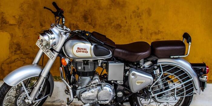 Üzlet - Miért érdemes tankpadot tenni a motorodra?