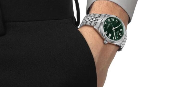 Üzlet - A férfi ékszerek modern szerepe: társadalmi elismerés és önkifejezés