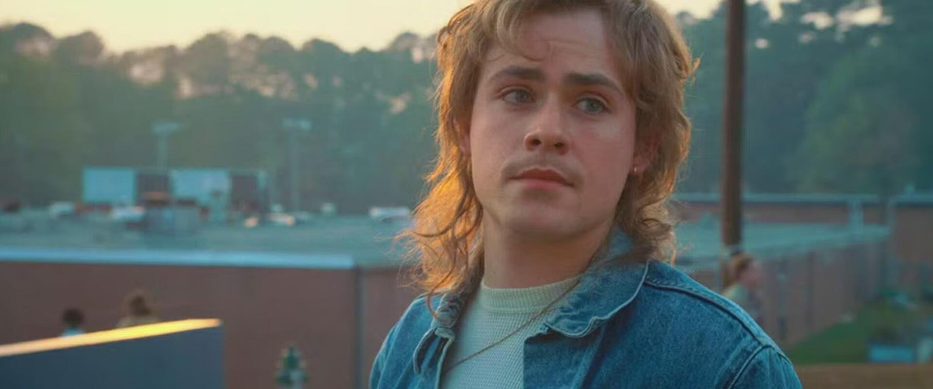 A Stranger Things sztárjával tér vissza A halál 1000 arca, de nem akárhogy!