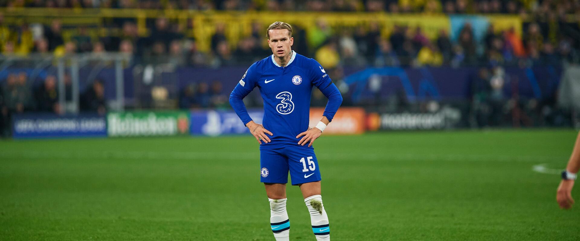 Népírtásért tiltották ki FACEITről a Chelsea futballistáját