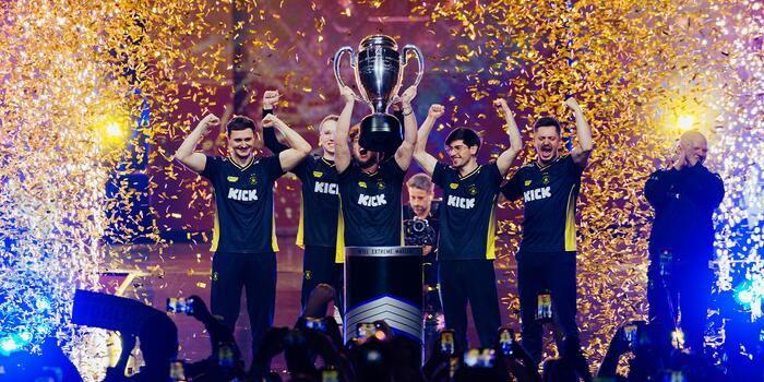 CS2 - Élete versenyét játszó ZywOo, 10 éves sorozatot bukó FalleN – érdekességek az IEM Krakkóról