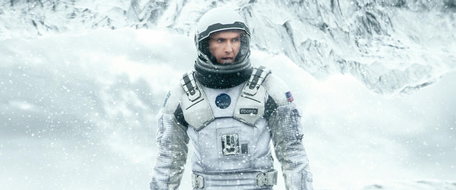 Megosztó  kritikákkal debütált a Csillagok között, Christopher Nolan elmondta, miért