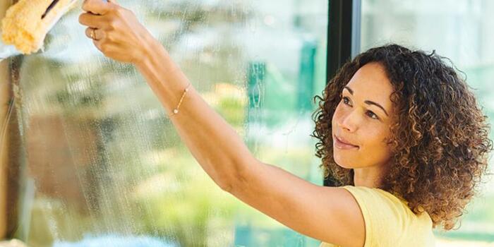 Üzlet - Friss tavaszi lendület az ablaktisztításhoz