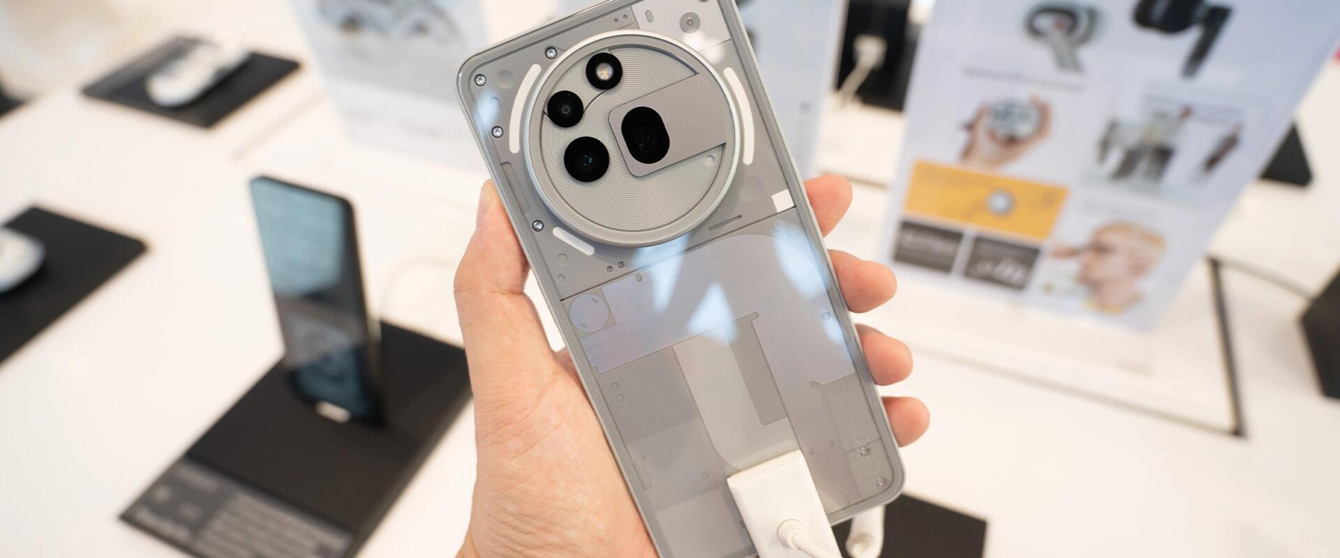 Még be sem jelentették, de már több mint semmit tudunk a Nothing Phone (4a) családról