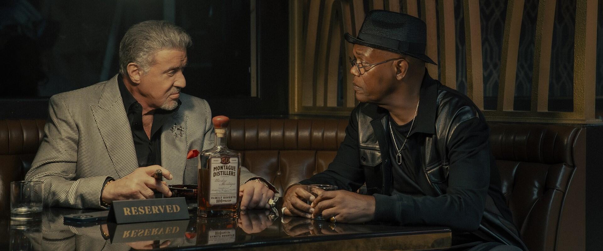 A Yellowstone alkotója írja a Tulsa királya spinoffját, ami időközben nevet is változtatott