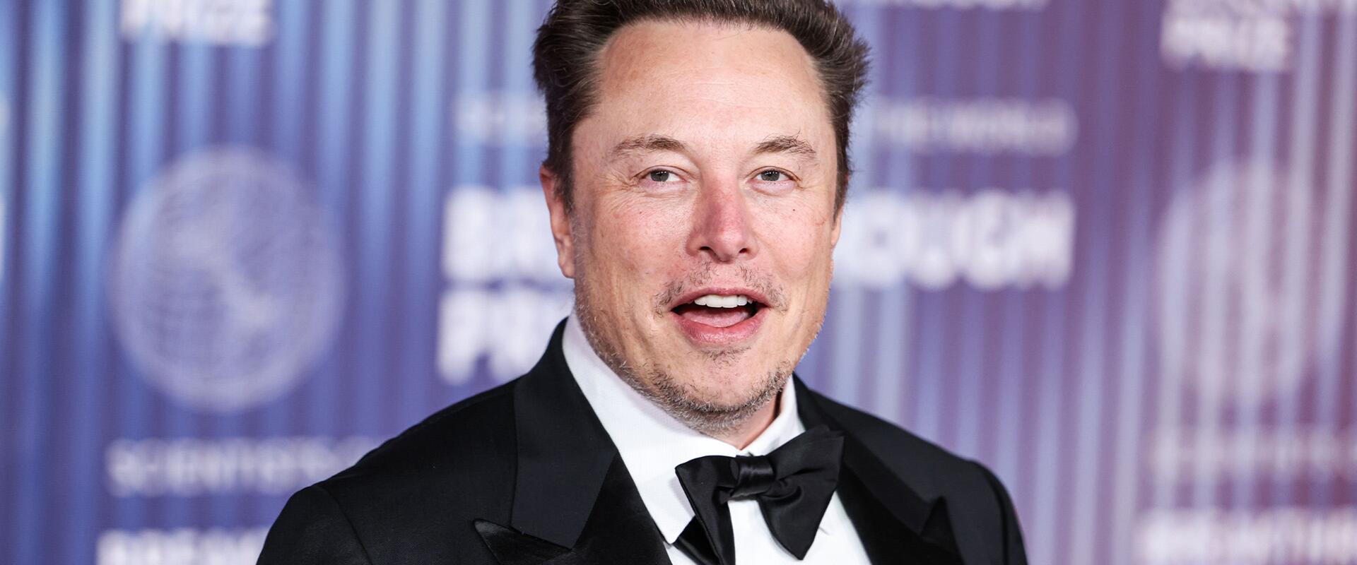 Magyarországon is Elon Musk segítené ki a Telekomot