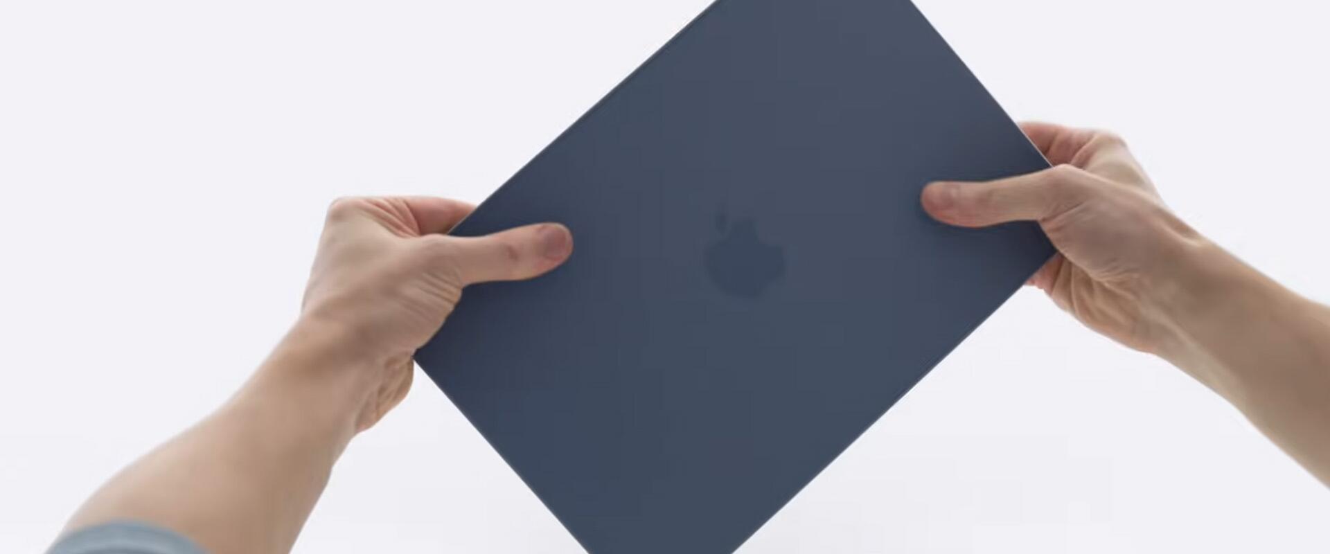 Kézfétisesek nem mehetnek el az új MacBook Neo mellett