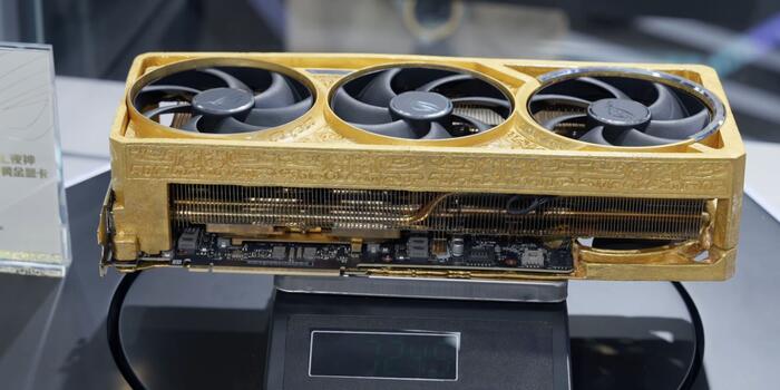 Gaming - Színaranyból készült a legújabb csúcskártya, de nem a teljesítménye, hanem az ára brutális