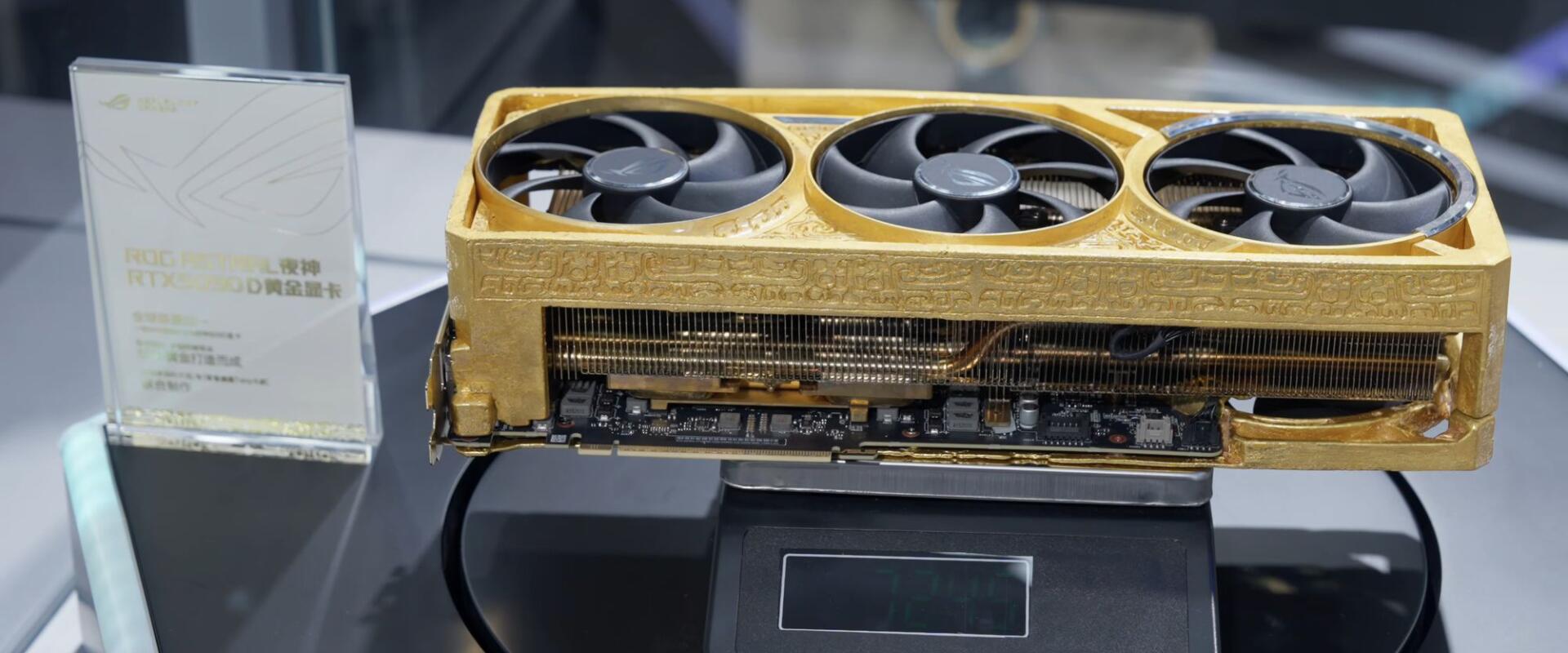 Színaranyból készült a legújabb csúcskártya, de nem a teljesítménye, hanem az ára brutális