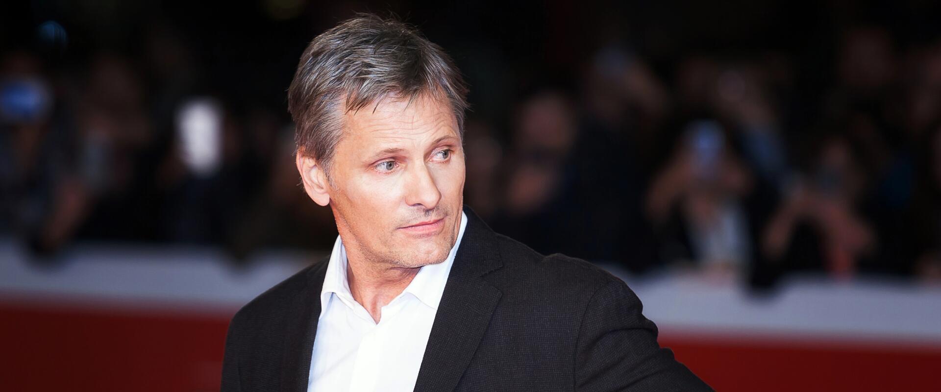 Az új A Gyűrűk Ura kimarad, de a Batman 2 még képbe kerülhet Viggo Mortensennél