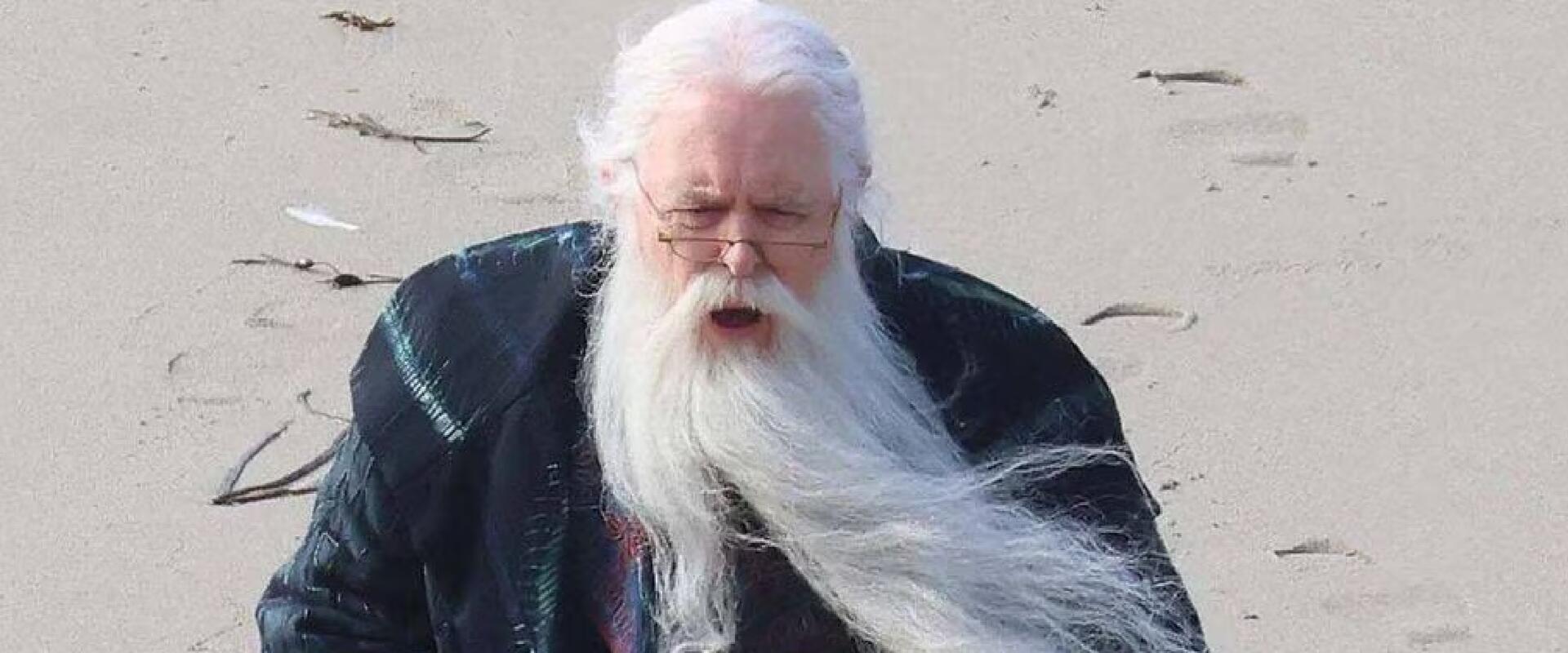 Az  új Dumbledore majdnem visszamondta a Harry Potter-sorozatot J. K. Rowling miatt