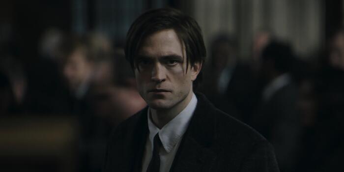 Film és Sorozat - Bruce Wayne jobbkeze is visszatér a Batman 2-ben