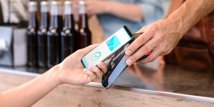 Üzlet - Apple Pay-csalások: hat gyakori módszer, amire érdemes figyelni (x)