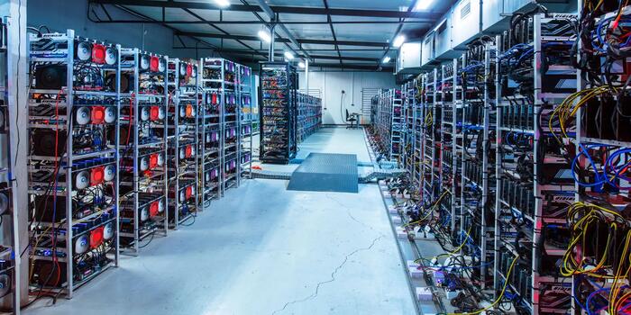 Gaming - Kriptofarm helyett FIFA-gyárat találtak Ukrajnában a rendőrök egy razzia során