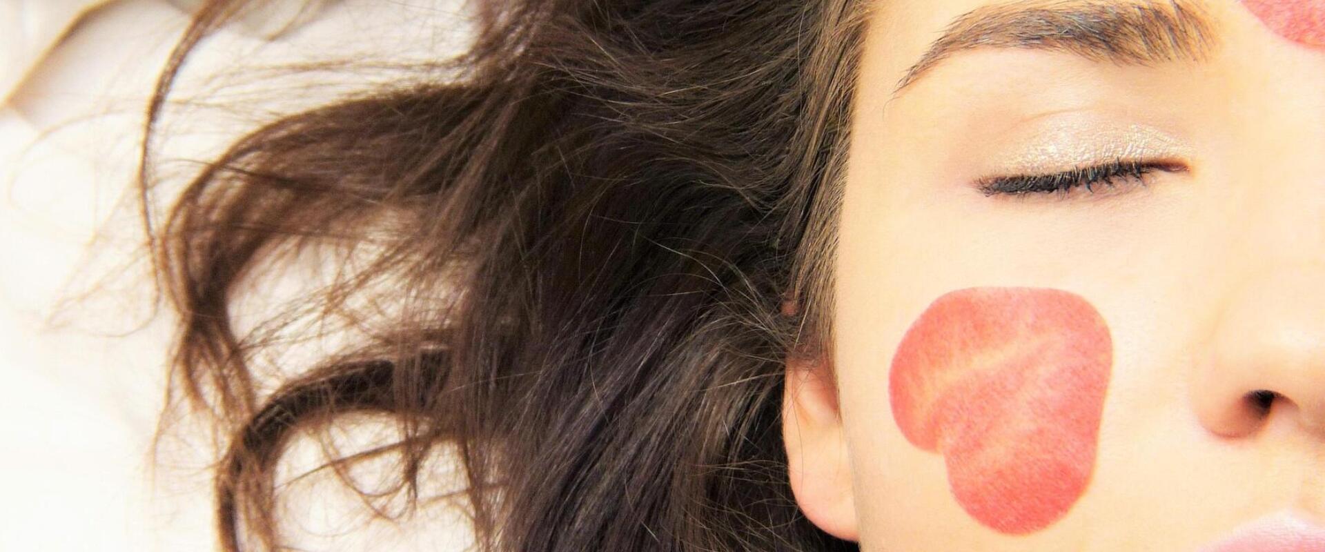 Hialuronsav: Az ifjúság és a szépség megőrzésének kulcsa