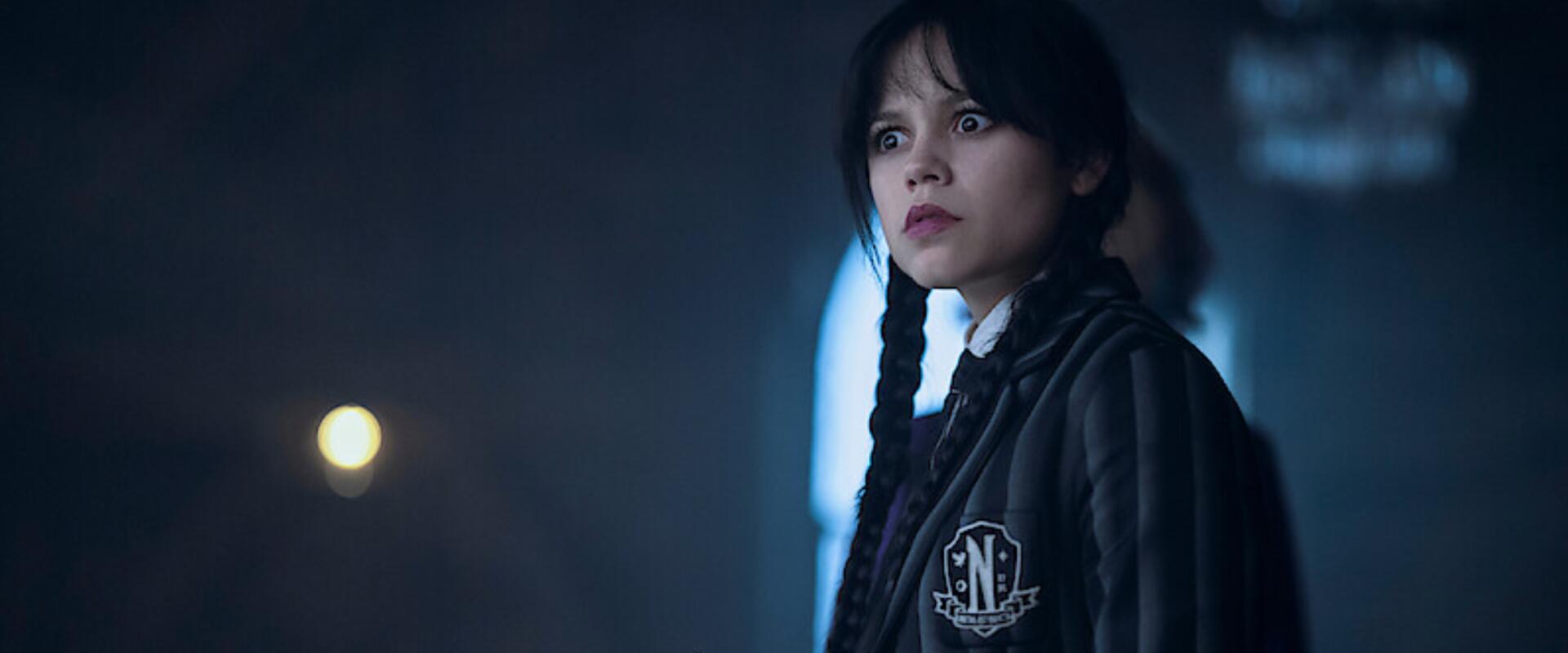 A Wedneday harmadik évadának első képe nagy változást vetít előre