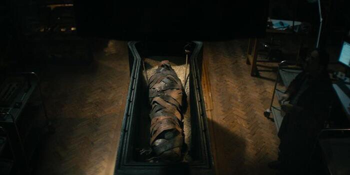 Film és Sorozat - Annyira megrázó lett a Lee Cronin: A múmia plakátja, hogy többen panaszt tettek miatta