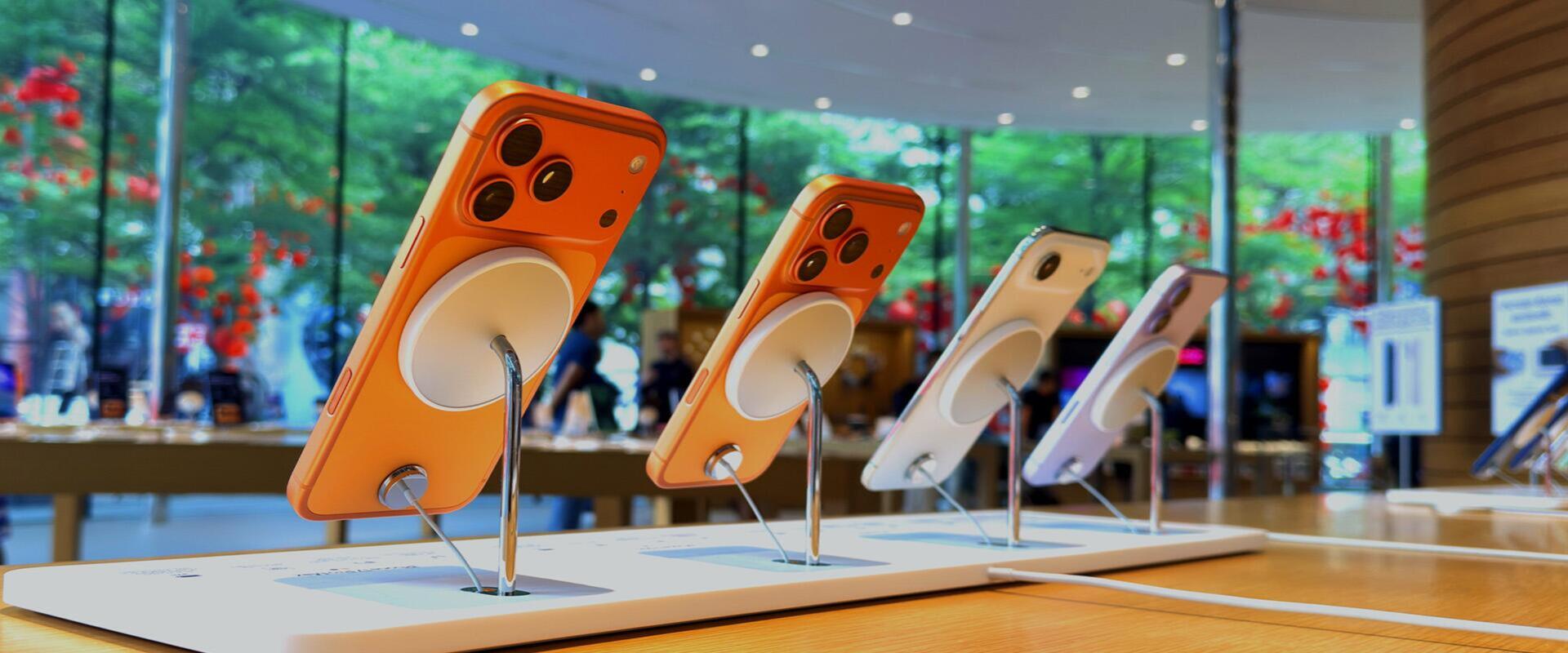 Kínai telefonok régi trükkje lehet a 20. évfordulós iPhone nagy dobása