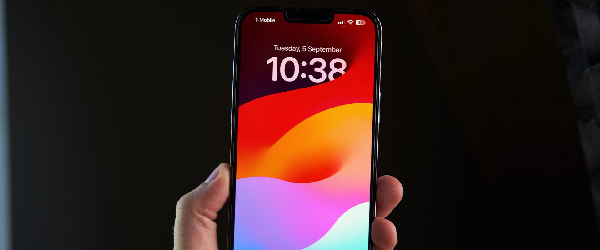 Videón áll modellt az ősszel érkező hajtogatható iPhone