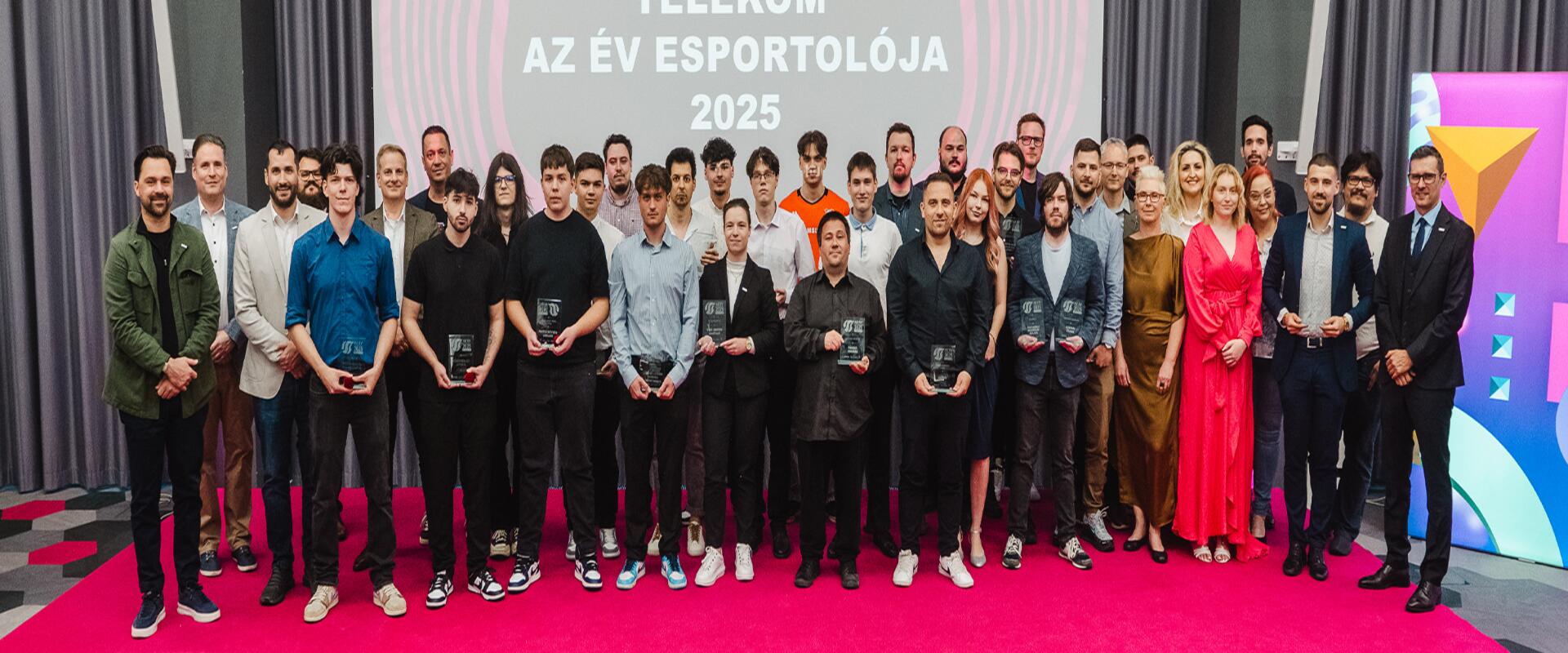 A digitális küzdőterek hőseit ünnepelték: 11. alkalommal adták át „Az Év Esportolója” díjakat