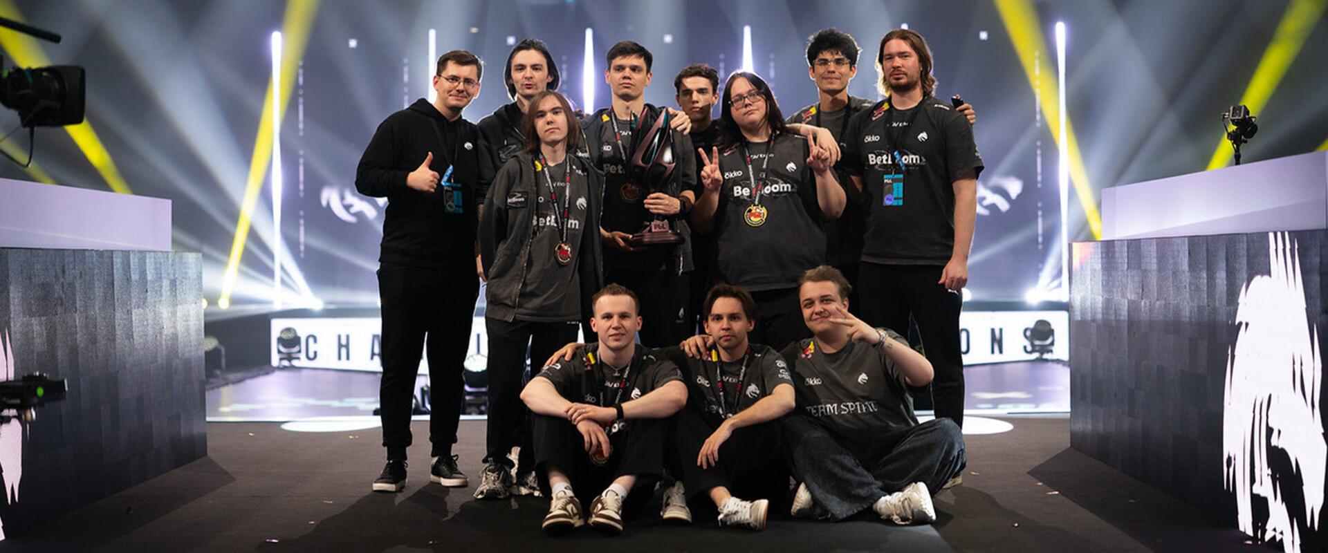 Karrigannel is kevés volt a Falcons, donk elsöpörte őket a PGL Asztana döntőjében