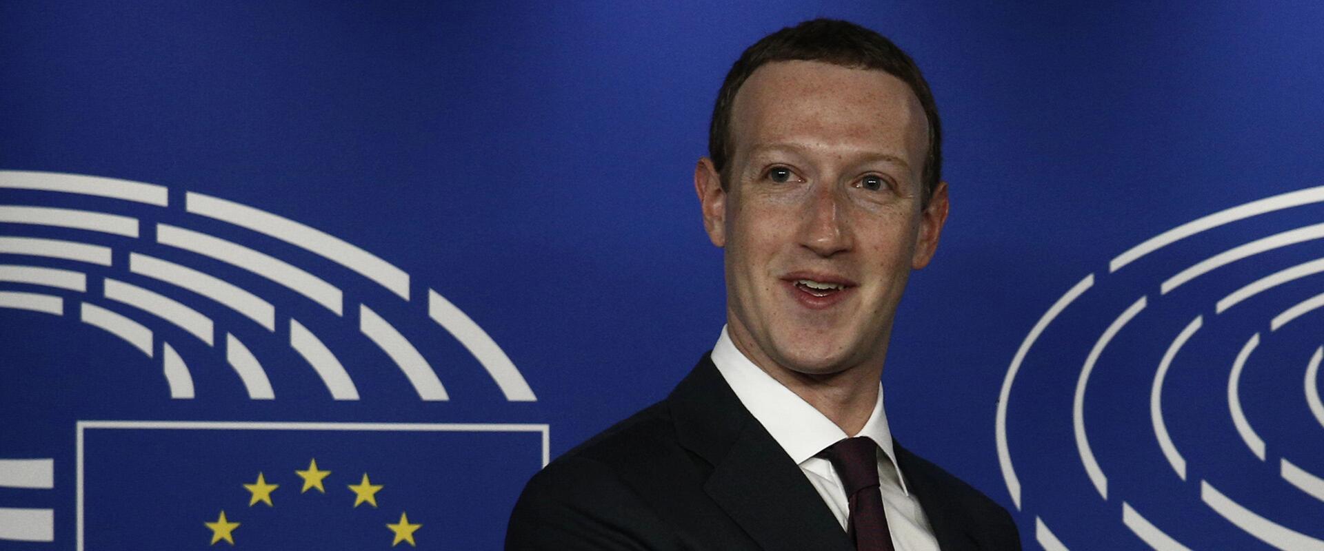 Már fizethetünk is a Facebookért, Instagramért és WhatsAppért