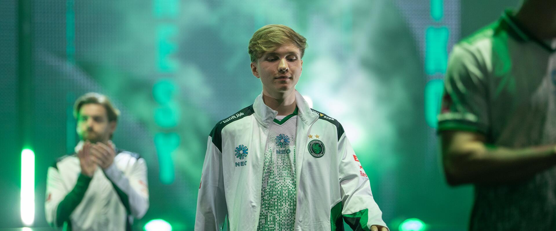 Meg akartam tudni, hogy lehetek-e jobb s1mple-nél – így lett profi játékos m0NESY