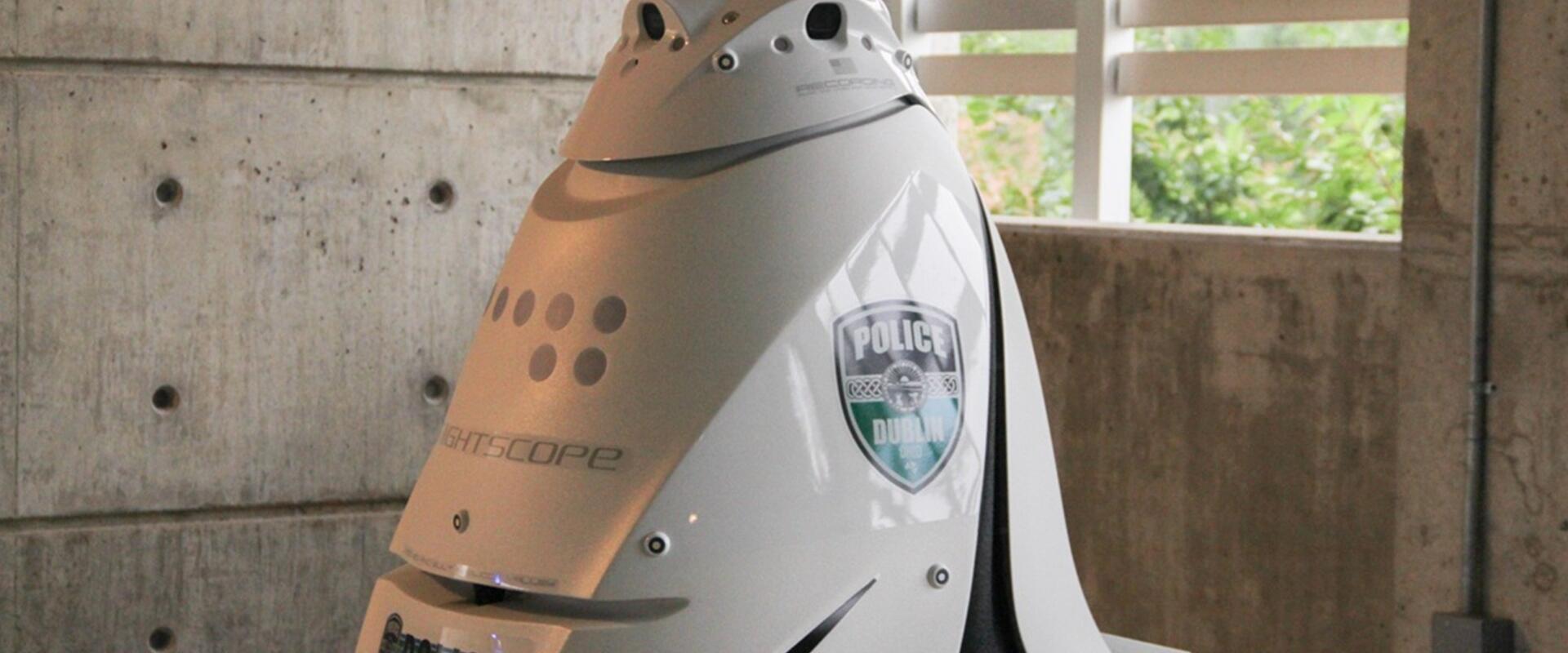 Az ohiói rendőrség inkább nyugdíjazza a parkolóházban ténfergő robotzsarut