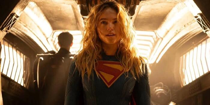Film és Sorozat - Részeges, dühös és veszélyes: megérkezett az új Supergirl