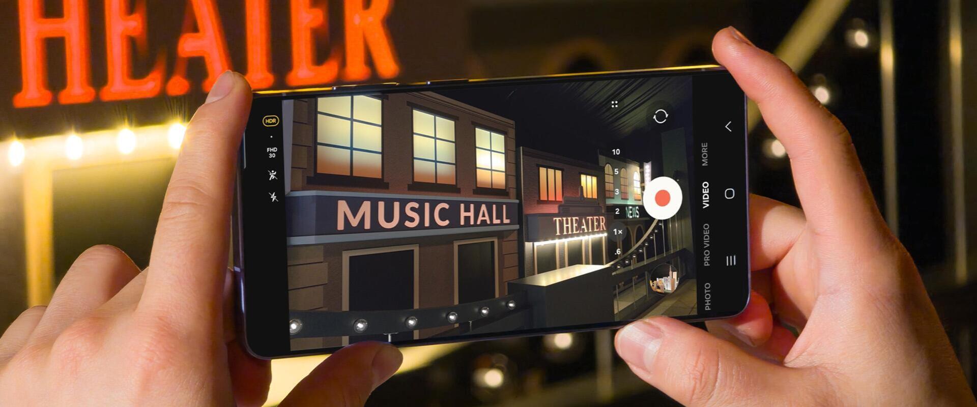 A Samsung után még két mobilgyártó száll be a bújócskába