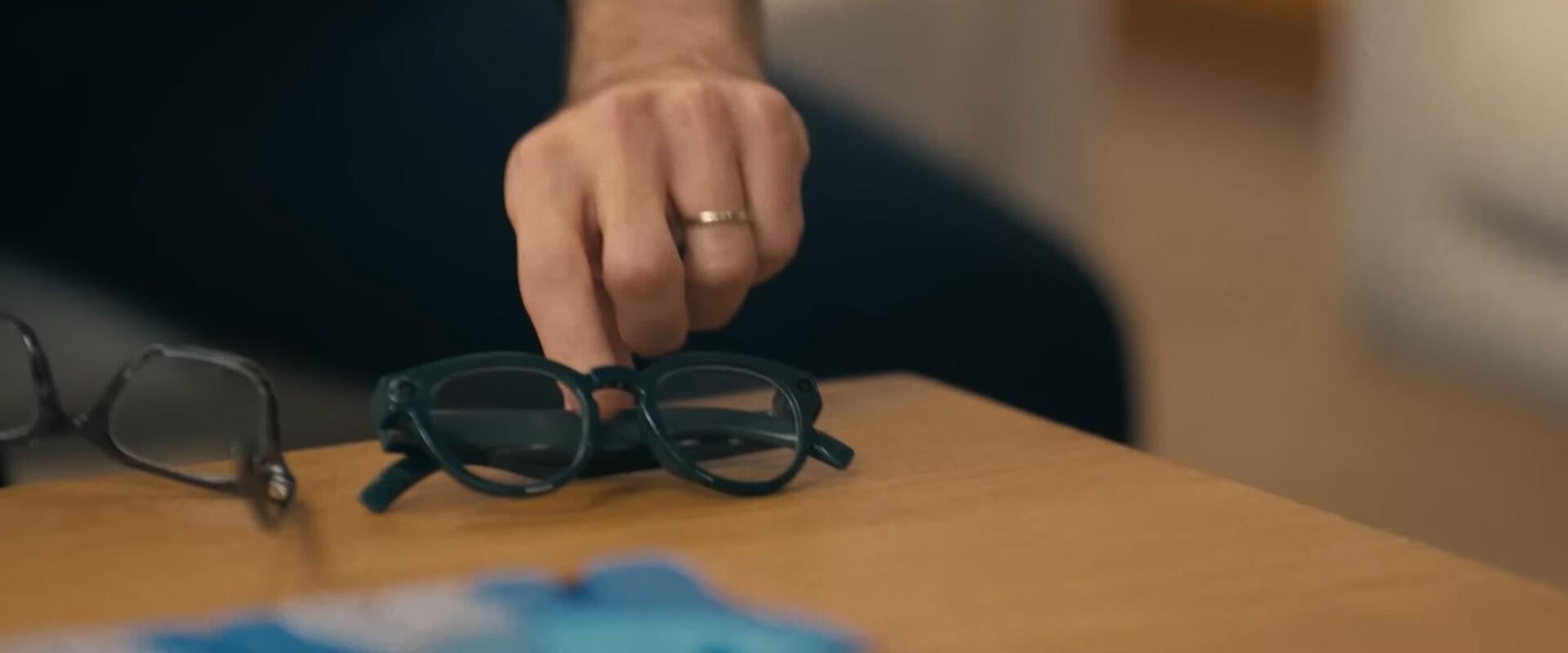 Meg sem jelent, de már barátkozhatunk a Samsung Galaxy Glasses vezérlésével
