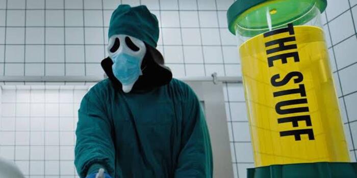 Film és Sorozat - A vágószoba sem bírta az új Horrorra akadvát  – most visszakapjuk a kivágott poénokat
