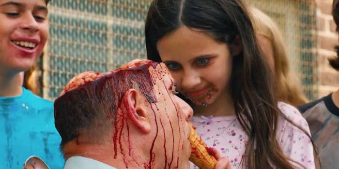 Film és Sorozat - Szinkronnal is nagyon beteg Eli Roth fagyis horrorja