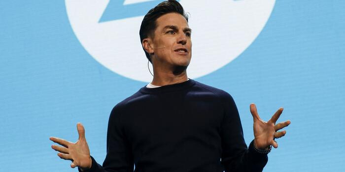 Gaming - Brutálisan jól keresett az EA CEO-ja, miközben utcára kerültek a Battlefield 6 fejlesztői