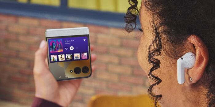 Gaming - Idén sem maradnak Swarovski kiadás nélkül a Motorola rajongók