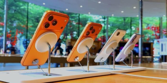 Gaming - Nem véletlenül kísérletezik a 20. évfordulós iPhone előtt még mindig az Airrel az Apple