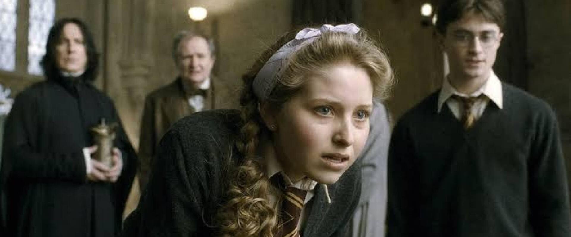 Hosszú hajával keres milliókat a Harry Potter sztárja az OnlyFansen