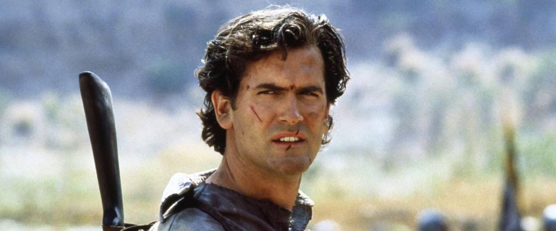 Bruce Campbell nem rajong azért, hogy a Gonosz halott egyre komorabb irányba tart