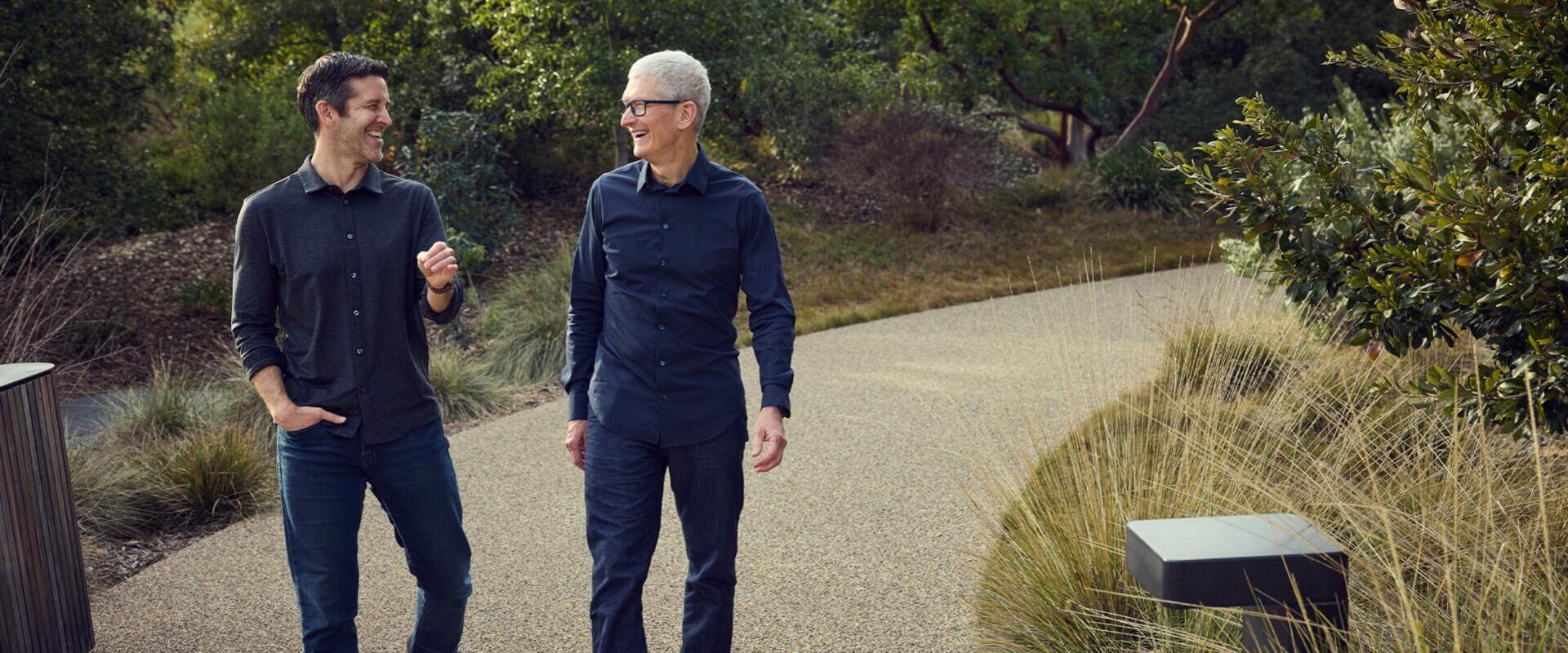 Mától nem Tim Cooknak hívják az Apple vezérét