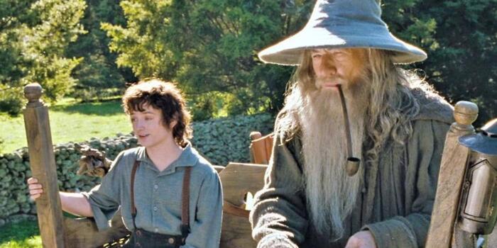 Film és Sorozat - Sir Ian McKellen újra magára öltötte Gandalf legendás szerelését