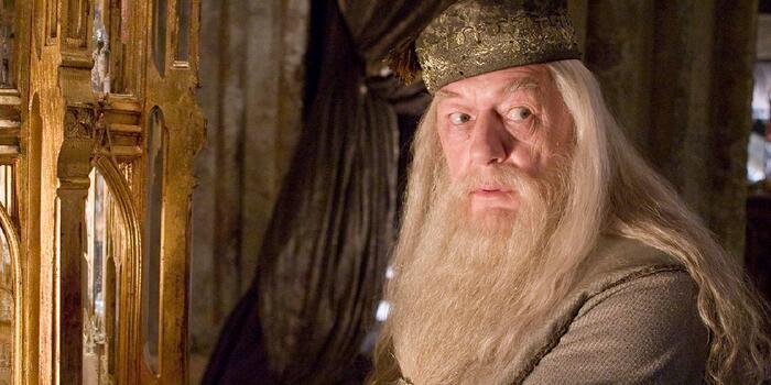 Film és Sorozat - Fingógéppel szívatta Daniel Radcliffe-et a Harry Potter-filmek Dumbledore-ja