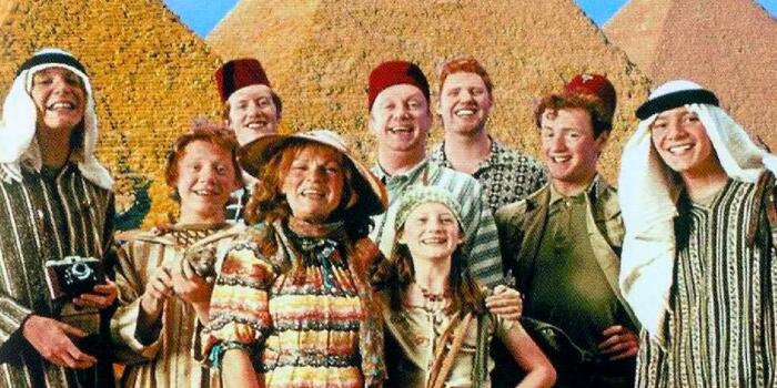 Film és Sorozat - Megvan, kik játsszák Harry Potter szüleit, és végre a sárkánykutató Weasley is feltűnik
