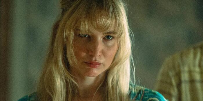 Film és Sorozat - Jennifer Lawrence meztelen jelenetet forgatott, amikor illetéktelen stábtagokat vett észre