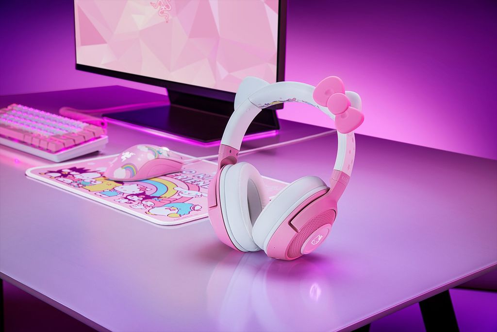 Razer x Hello Kitty headset - 120 dollár (kb. 38 ezer forint)