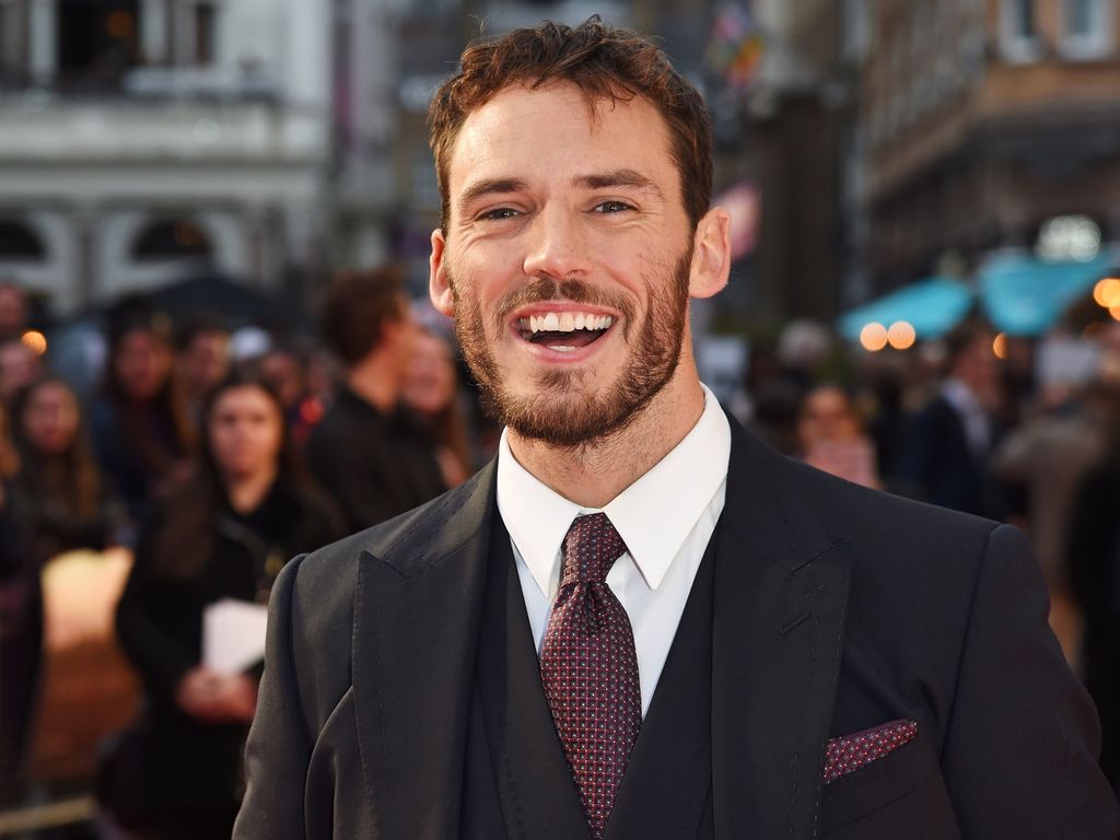 Sam Claflin lehetett volna...