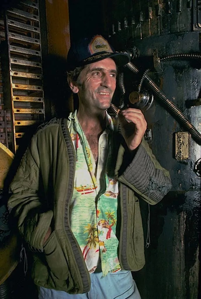 Alien 1: Harry Dean Stanton (Brett)