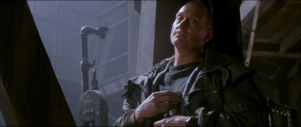 Alien 3: Charles Dance (Dr. Jonathan Clemens)